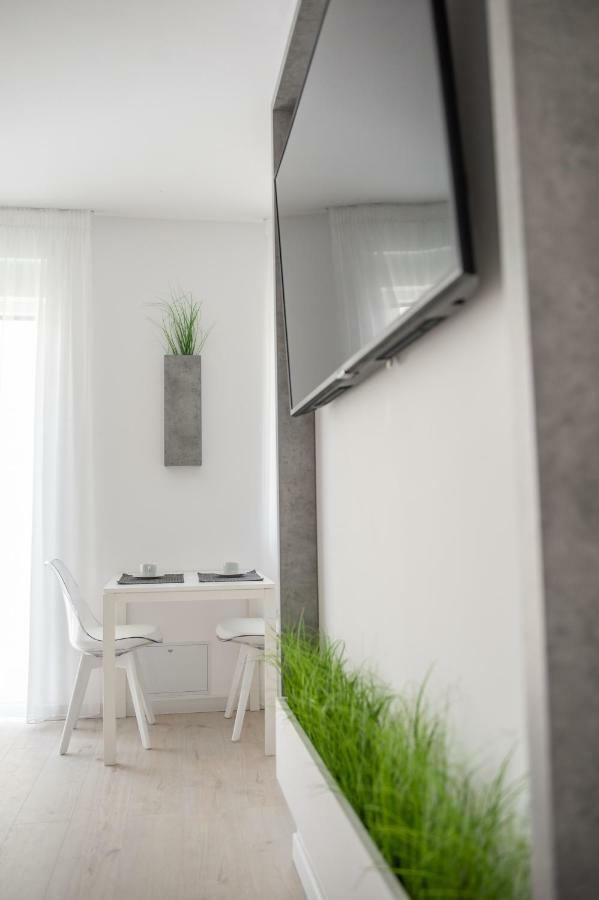 West Residence Apartments Timișoara Zewnętrze zdjęcie